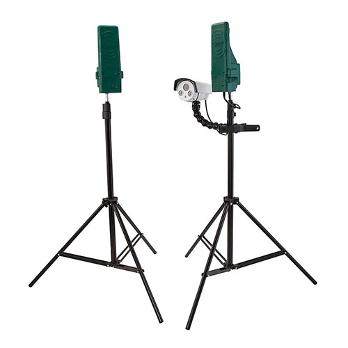 Con el Caldwell® Ballistic Precision Target Camera System, podrás ver video en HD en vivo, tomar fotos, grabar y calcular tu grupo desde tu smartphone o tablet.