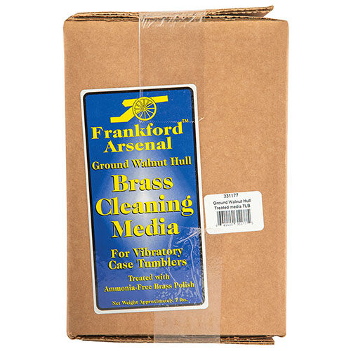 La media de limpieza de brass Frankford Arsenal, hecha de cáscaras de nuez tratadas, limpia mejor que el maíz y ya incluye pulidor de brass.