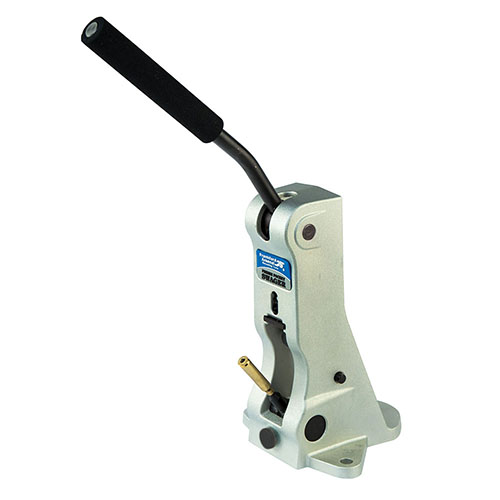 Completa tu banco de recarga con el Frankford Arsenal Primer Pocket Swager, fácil de usar, ergonómico y perfecto para eliminar el crimp militar.