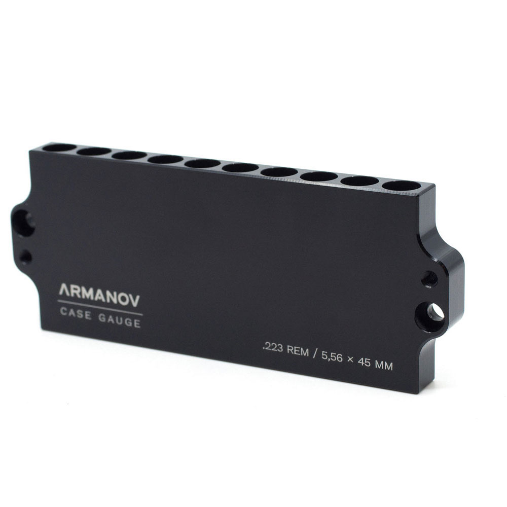 El ARMANOV Case Gauge es un medidor preciso para .223 REM, apilable y con 10 ranuras, que ahorra tiempo y reduce fallos en tus municiones.