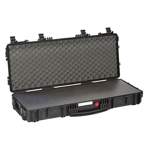 Protege tu arma con el Explorer Cases Red 9413: resistente al agua, con bisagras metálicas, espuma densa y opción de transporte cómodo. ¡Ideal para tus necesidades!