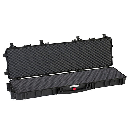 Protege tu equipo con la maleta Explorer Cases Red 13513: resistente al agua, con bisagras metálicas, válvula de presión y foam convolutado para un ajuste perfecto.