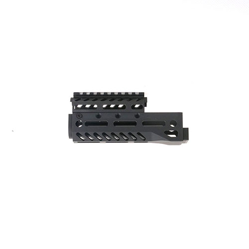 Mejora el rendimiento de tu AK con el Tactical Handguard M-LOK, que cuenta con rieles Picatinny y ranuras M-LOK para accesorios, ¡flexibilidad total para tu configuración!