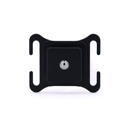 El Strap Post Square es ideal para asegurar tu equipo a webbing de 1 pulgada, compatible con sistemas Clamp Lock, Slide Lock y más, ¡perfecto para mochilas y cinturones!