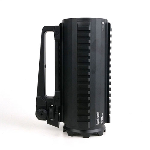 El Tactical Operator Mug de Brownells es resistente, con aislamiento, diseño estilo AR-15 y capacidad de medio litro, ideal para tus bebidas con estilo.