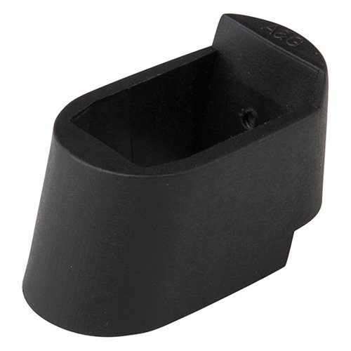 El S&W M&P Grip Extender mejora tu agarre al llenar el espacio entre el marco compacto y el cargador, ofreciendo control y comodidad al disparar.