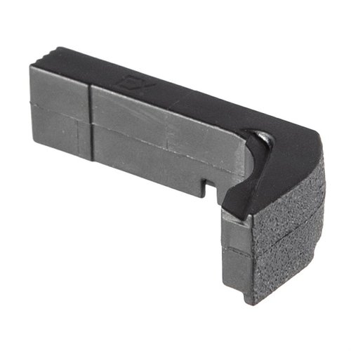 Mejora tu Glock® Gen 3 con el magazine catch de Brownells, disponible en longitud estándar o extendida para un mejor rendimiento y facilidad de uso.
