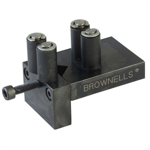 Con el SCREW SLOT FIXTURE de BROWNELLS, corta ranuras de tornillo perfectamente centradas y con estilo, facilitando la adaptación de tornillos en tus armas.