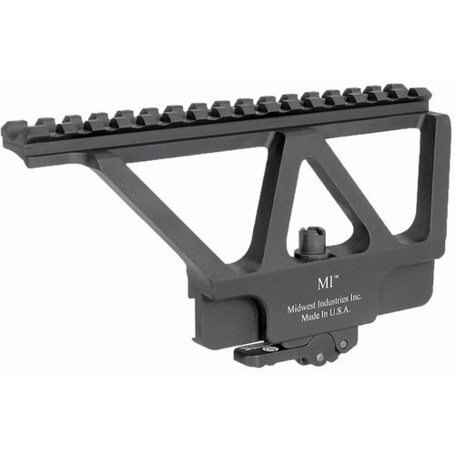 El AK-47/74 SCOPE MOUNT de MIDWEST INDUSTRIES ofrece un sistema de bloqueo ADM, construcción de aluminio 6061 y un perfil bajo para máxima estabilidad y precisión.