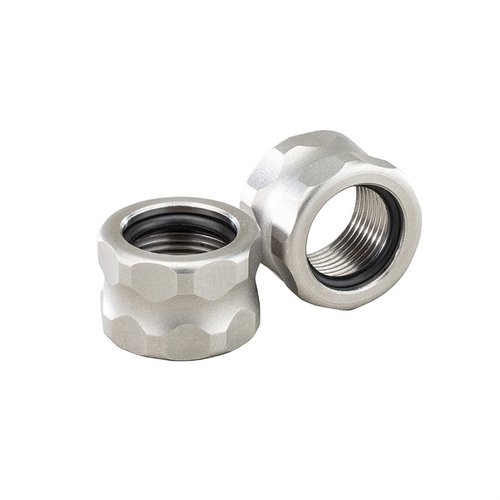 El APEX GRADE THREAD PROTECTOR protege las roscas del cañón, evita daños y ofrece un acabado limpio; incluye un O-ring para mayor seguridad y se ajusta a roscas ½