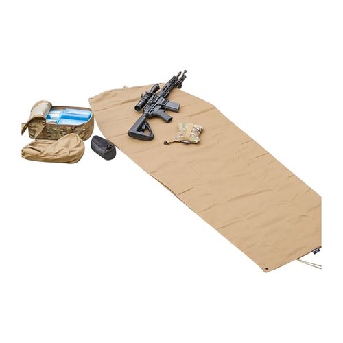La Ultralight Shooting Mat de Armageddon Gear es ligera (1.9 lbs), cómoda, y cuenta con un bolsillo para tus esenciales de tiro, perfecta para caza y competencia.