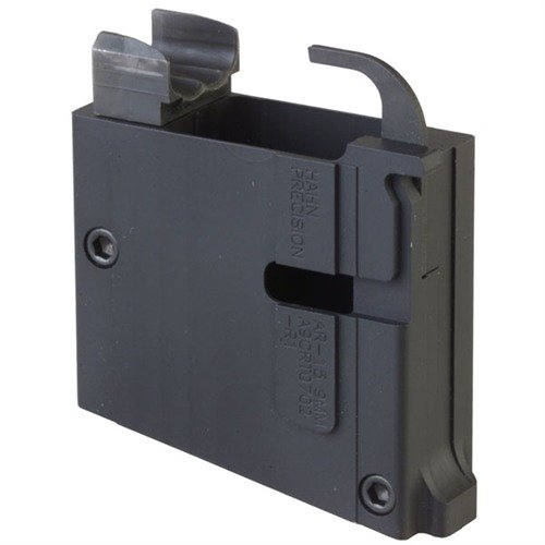 Convierte tu receptor AR-15 a 9mm con un bloque de aluminio resistente, compatible con diversos tipos de munición y fácil de instalar sin modificaciones.