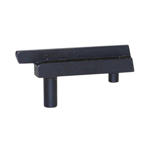 El 1911 Extended Ejector de Nighthawk Custom garantiza una eyección fiable y evita atascos, fabricado en acero endurecido y con diseño de nariz extendida.