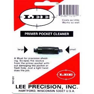 El PRIMER POCKET CLEANER de LEE PRECISION tiene un diseño de doble extremo que limpia los huecos de los primers para una mejor precisión y seguridad, con un agarre seguro.