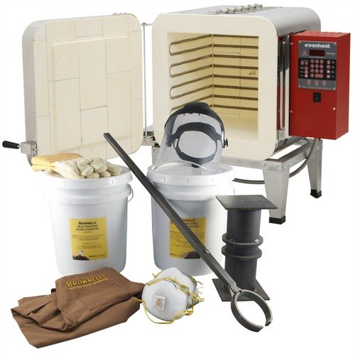 El horno HT-1 de EVENHEAT es programable, compacto y perfecto para tratamientos térmicos y endurecimiento de color, con control numérico y seguridad innovadora.