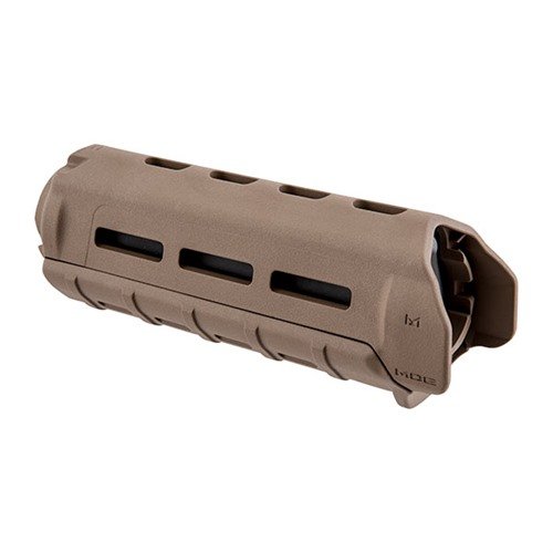 Los guardamanos Magpul MOE M-LOK son ligeros y resistentes, con ranuras M-LOK para accesorios, ideales para tu AR-15/M16 de longitud carabina.
