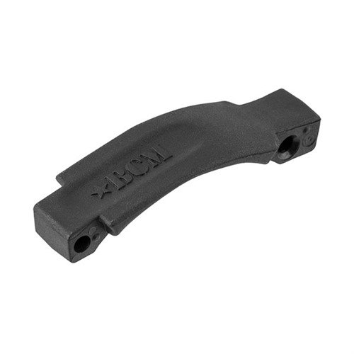 El GUNFIGHTER Trigger Guard de BCM está hecho de polímero resistente al impacto, con un diseño ergonómico que mejora la comodidad al disparar y es compatible con empuñaduras tipo 