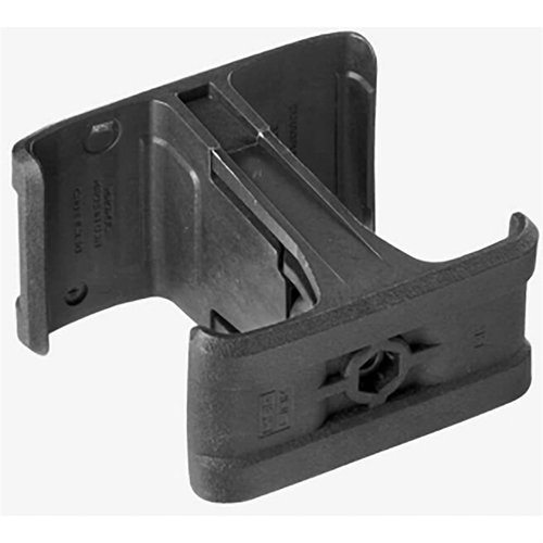 El AK MagLink de MAGPUL te permite acoplar dos PMAG de 30 rd para recargas rápidas y tener munición extra siempre a mano, ideal para rifles Kalashnikov.