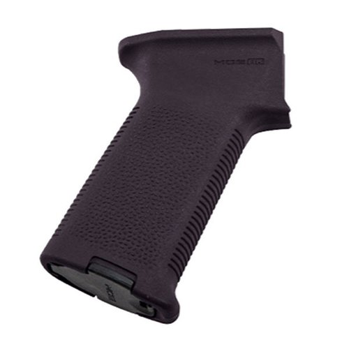 Mejora la ergonomía de tu AK con el MOE AK Grip de MAGPUL, con textura agresiva para un mejor control y compatible con Grip Cores para almacenamiento.