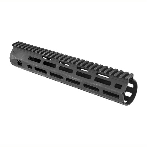 El URX 4 M-LOK de KAC es modular, más ligero y resistente, con sistema IBN que elimina la tuerca de cañón y permite montar accesorios M-LOK en toda su longitud.
