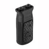 El M-LOK Vertical Grip de Daniel Defense ofrece un agarre cómodo gracias a su recubrimiento de goma, ideal en condiciones húmedas y secas.