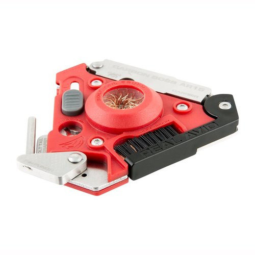 El AR-15 Carbon Boss de Real Avid es la herramienta definitiva para limpiar tu AR, con 12 superficies para eliminar el carbono de forma efectiva y fácil.