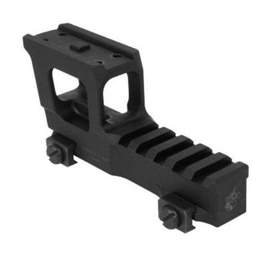 El montaje Aimpoint Micro NVG High Rise eleva tu mira para usarla con visión nocturna, permite ver tus miras de hierro y añade riel Picatinny para un aumento.