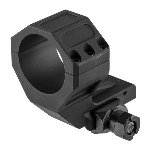 El montaje Geissele Super Precision Aimpoint Pro garantiza una fijación robusta y precisa, manteniendo el cero con una fuerza de 1,400 libras y fabricado en aluminio 7075-T6.