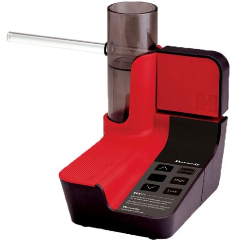 Mejora la precisión y eficiencia de tu recarga con el Hornady Vibratory Trickler, que ofrece cargas consistentes y ajustes variables para todos los tipos de pólvora.