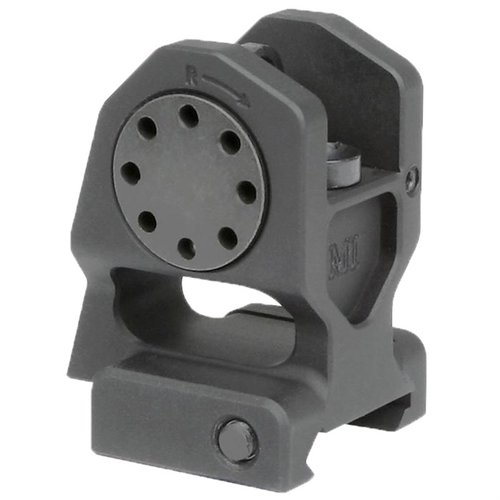 El AR-15 Combat Back-Up Rear Sight de Midwest Industries ofrece una construcción ligera y duradera, ajuste preciso y compatibilidad con aperturas Trijicon.