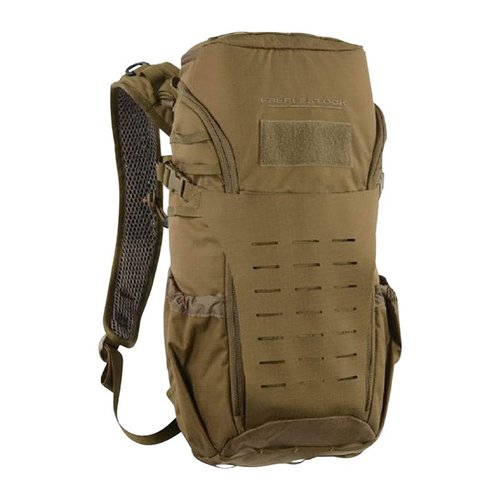 La Eberlestock H31 Bandit es una mochila compacta con 935 pulgadas cúbicas de almacenamiento, panel MOLLE, y compatible con hidratación de 2L o 3L.