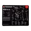 El TekMat Ultra 20 es impermeable, resistente a rayones y químicos, ideal para desarmar tu Beretta 92, con diagramas y lista de piezas para facilitarte el trabajo.