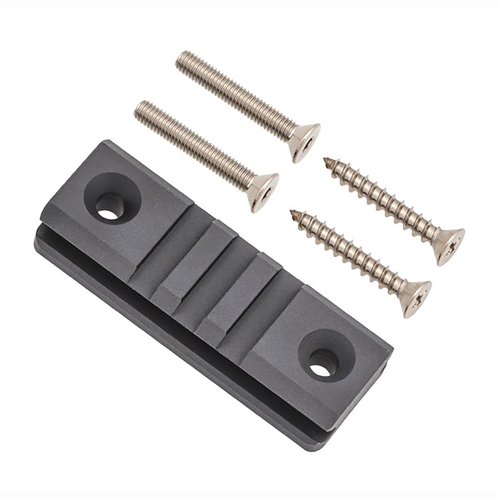 El Accu-Tac Picatinny Rail Mount es robusto, hecho de aleación de aluminio 6061, con acabado anodizado duro y fácil de instalar en diferentes tipos de culatas.