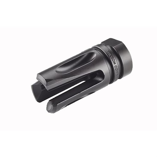 El flash hider Accu-Tac de Wilson Combat reduce el destello y la firma del cañón sin afectar la precisión, fabricado en acero 4140 y con un diseño exclusivo.
