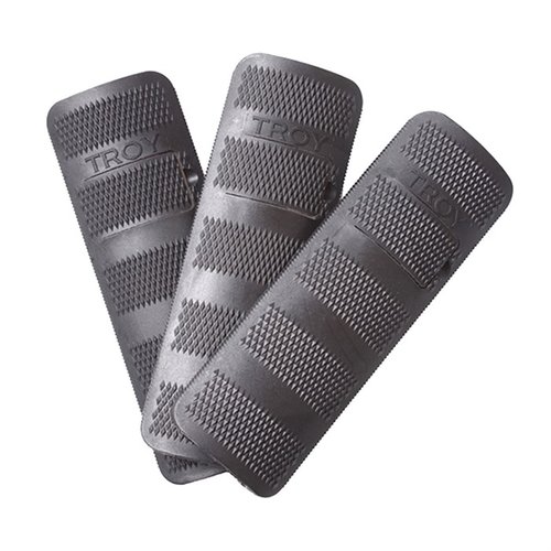 La cubierta de rail Picatinny de TROY protege tu mano y el rail del calor y la abrasión, con instalación fácil y un agarre cómodo y seguro.