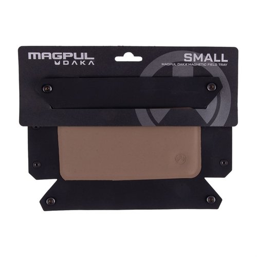 El DAKA Magnetic Field Tray de Magpul te ayuda a mantener organizadas las piezas pequeñas gracias a su superficie magnética y su material duradero, ideal para el campo.