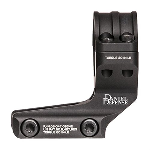 El montura de punto rojo de Daniel Defense es ligera (3.15 oz), robusta y fácil de instalar, compatible con ópticas de 30mm como Aimpoint PRO.