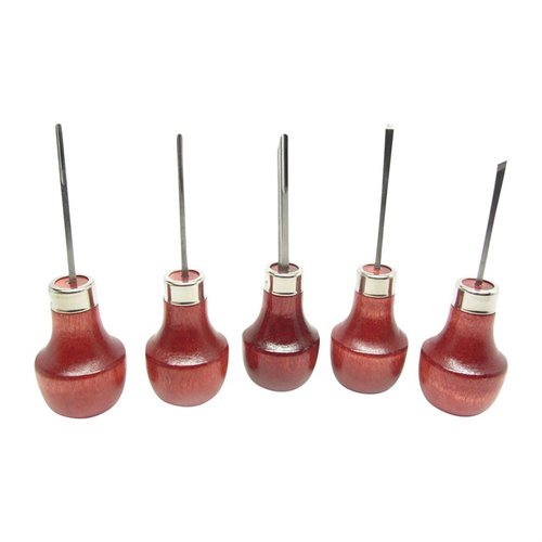 No te quedes atrás con herramientas de mala calidad; este set de U.J. Ramelson incluye 5 herramientas de tallado mini de acero, perfectas para trabajos detallados.