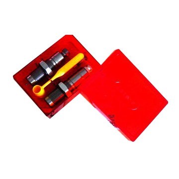 El set de 2 dies RIFLE .43 MAUSER PACESETTER incluye un Full Length Sizing Die y un Bullet Seating Die, ideal para recargar con precisión y facilidad.