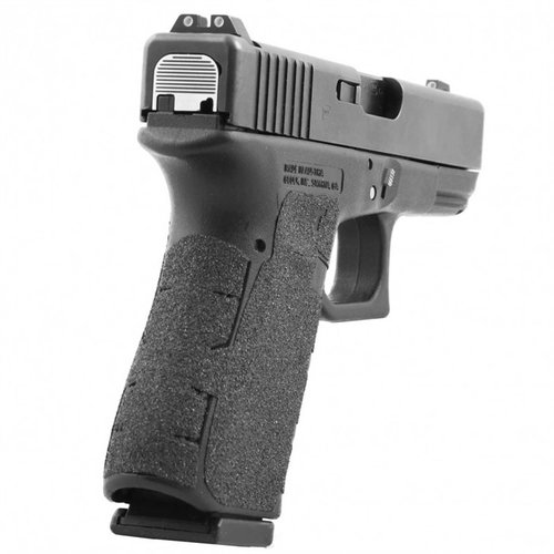 Mejora la ergonomía y el manejo de tu Glock Gen 4 con el Grip Tape de Talon, que se adhiere sin dañar el marco y ofrece texturas de goma y granulada.