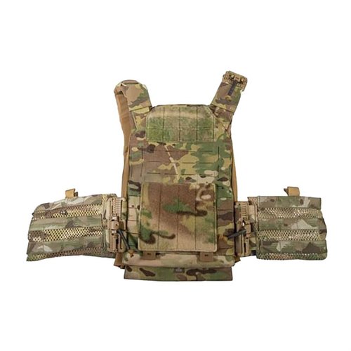 El SMC Plate Carrier es ligero, ajustable, cuenta con webbing MOLLE, paneles traseros intercambiables y malla transpirable para mayor comodidad.