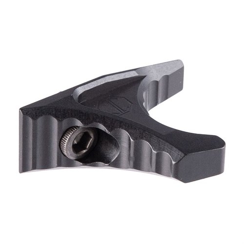 El Hand Retention Device HANDSTOP de JMAC CUSTOMS es compacto, ligero, reversible y compatible con M-Lok, ideal para mejorar tu agarre en cualquier situación.