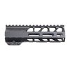 Los handguards WORKHORSE® M-LOK® son ligeros, delgados y ofrecen múltiples longitudes, con montaje M-LOK® y riel Picatinny para una máxima funcionalidad.