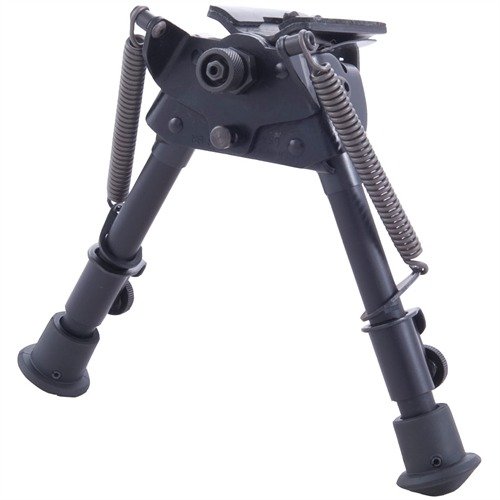El S-BR Bipod Sling Swivel Mount de HARRIS ofrece precisión en el campo, patas telescópicas ajustables y estabilidad sin alterar el cero de tu rifle.