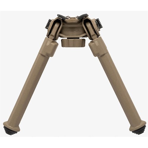El MOE Bipod de Magpul es ligero (8oz), fácil de montar, con patas ajustables de 7 a 10 pulgadas y un diseño que permite un almacenamiento compacto.