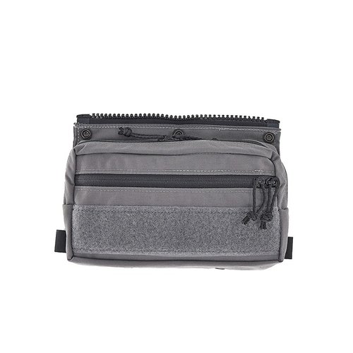 El GP Flap es un accesorio que se une al Assault Back Panel Core, con un bolsillo seguro y espacio para organizar equipo médico y cargas lineales.