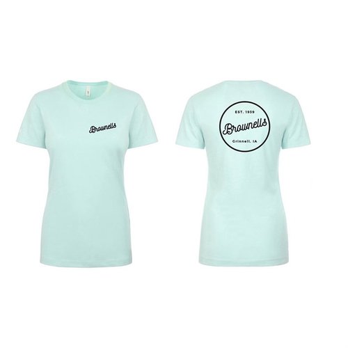 ¡Muestra tu orgullo por Brownells con nuestra nueva camiseta de mujer! Disponible en tallas XS a 3XL y en varios estilos, perfecta para ti.