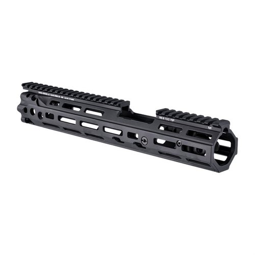 El sistema RIS III de Daniel Defense ofrece un diseño de cañón flotante, construcción de aluminio de grado aeronáutico y 7 puntos de sujeción M-LOK para máxima versatilidad.