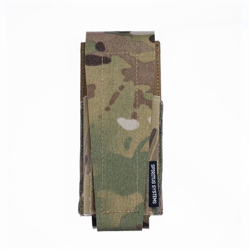 La Liberty Dynamic Flashbang Pouch es versátil, ideal para granadas, revistas 556 y radios como el Baofeng UV-5R, con opciones de almacenamiento abierto y ajuste.