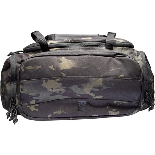 La Range Bag de Grey Ghost Gear es perfecta para organizar tu equipo de tiro, con múltiples bolsillos, un área de trabajo y un imán para piezas metálicas.